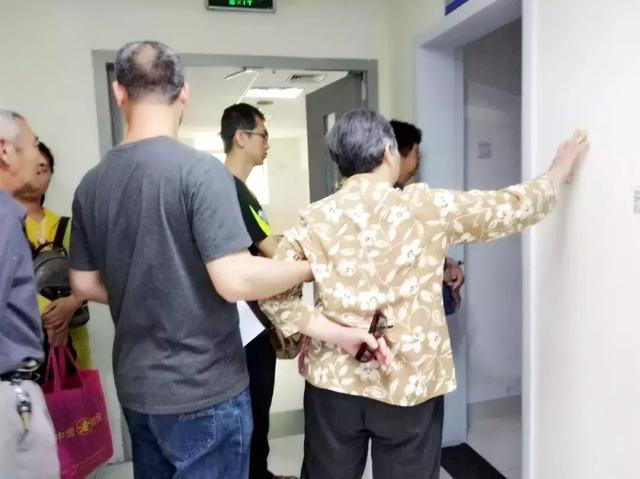 廈門(mén)眼科中心母親節(jié)